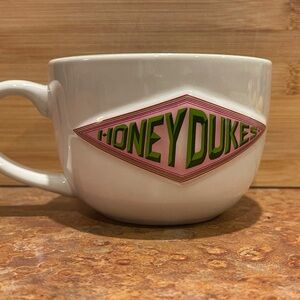 Universal Studios Wizarding world of Harry Potter Honey Dukes Mug nwt